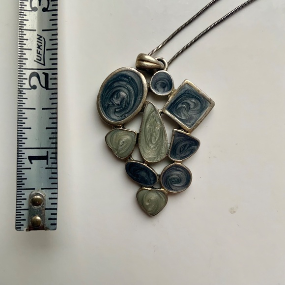 “All Shades of Grey” pendant necklace. Modernist style, vintage. - Picture 5 of 5